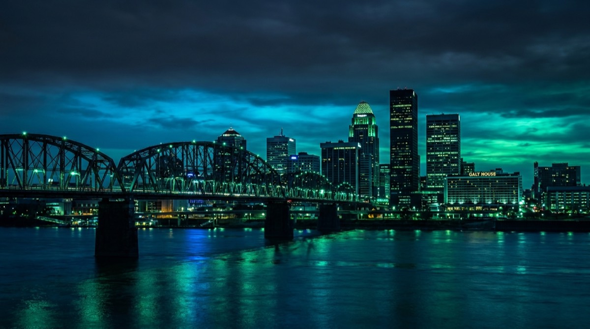 Louisville, Kentucky skyline at dusk